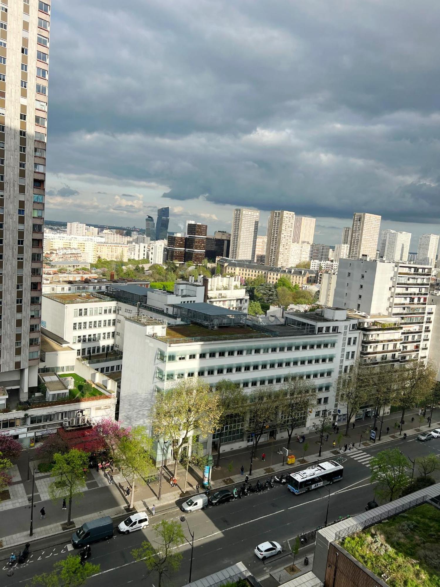 Chic 2 Rooms Paris13 With View Eksteriør billede